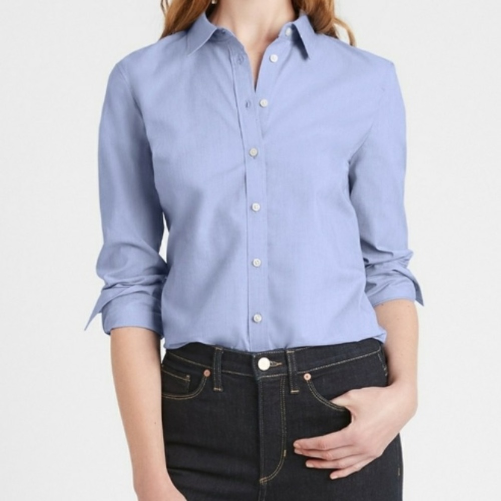 Banana Republic Riley Tailored-Fit Super-Str Light Blue